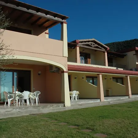 Laguna Di Chia Appartement Domus De Maria